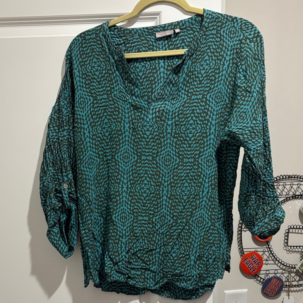 100% Silk Ellie Kai Women's Teal Patterned Top